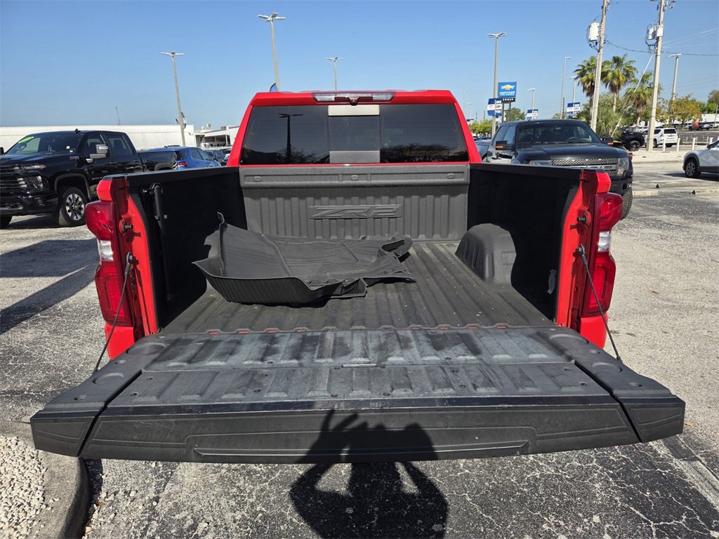 Used 2022 Chevrolet Silverado 1500 ZR2 image 15