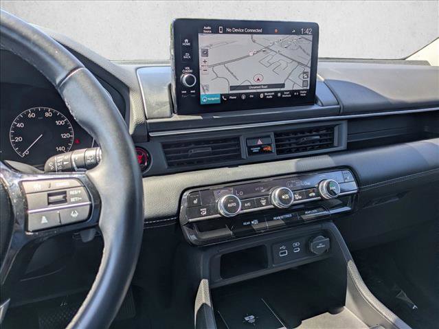 Used 2023 Honda Pilot Touring image 12