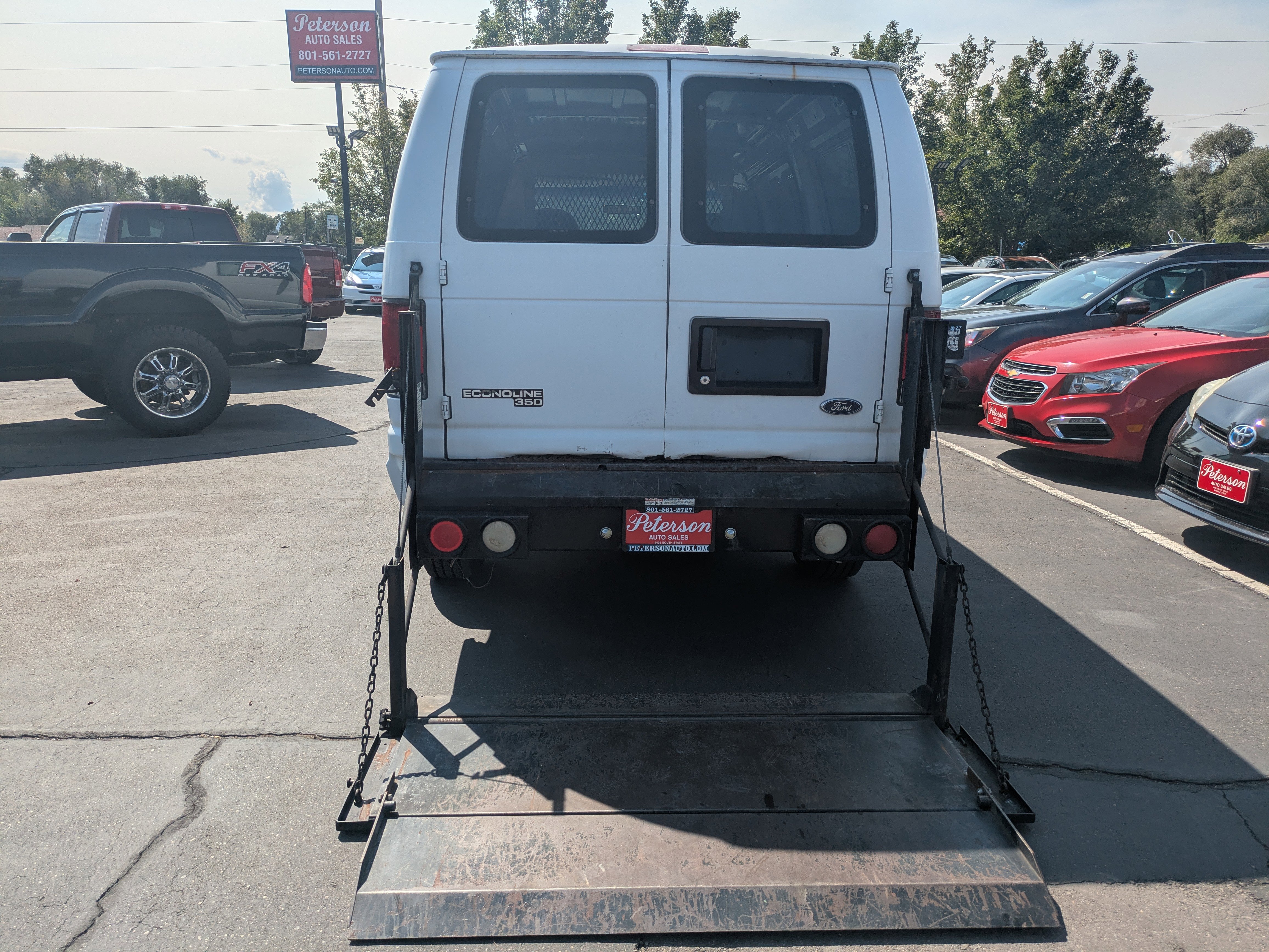Used 1998 Ford E-350 and Econoline 350 image 9