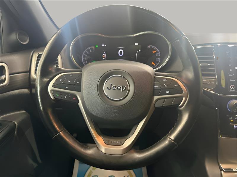 Used 2021 Jeep Grand Cherokee Laredo X AWD/4WD image 16