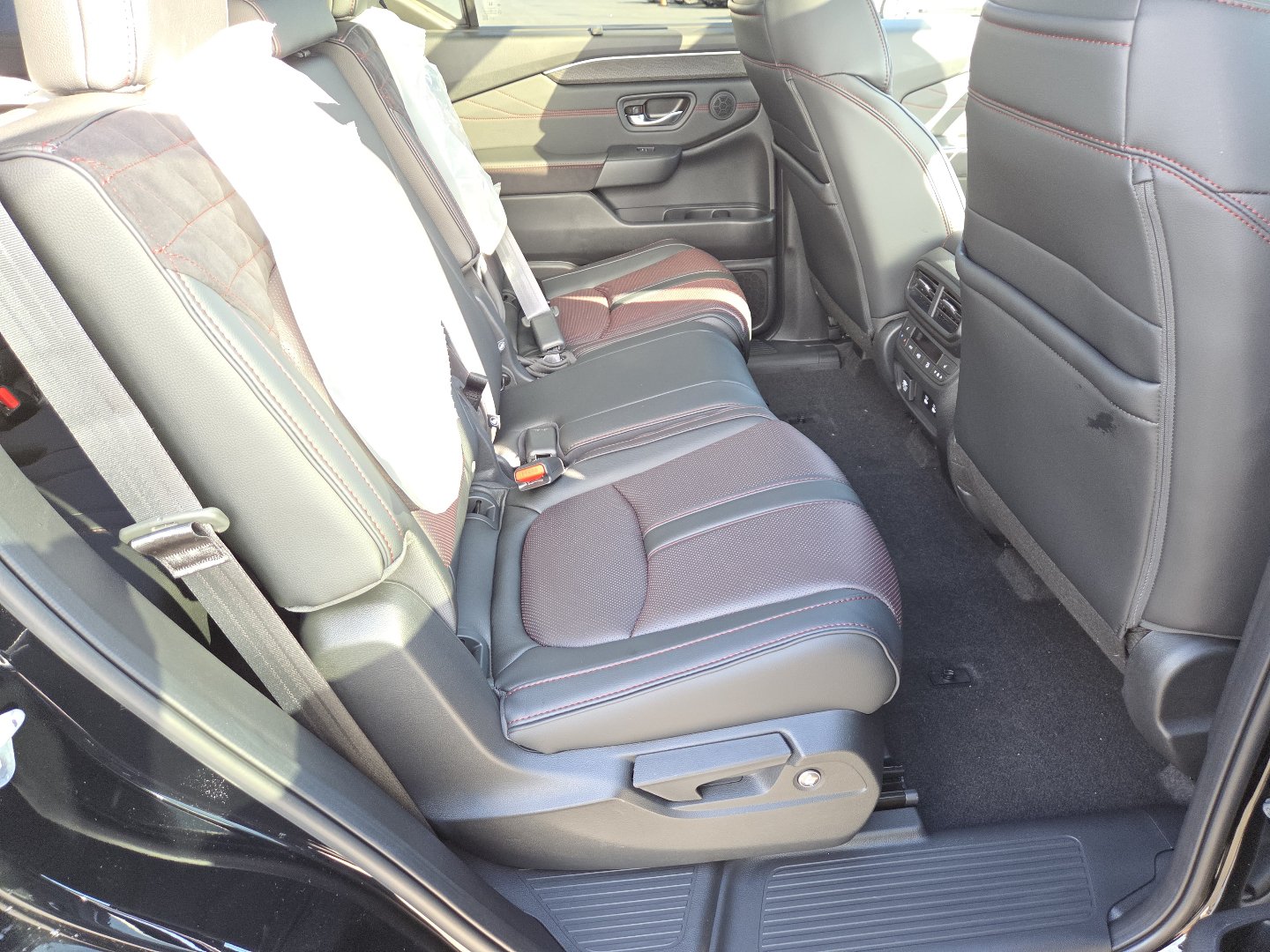 New 2026 Honda Pilot Black Edition image 20