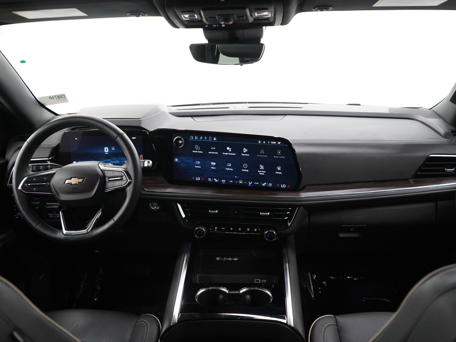Used 2025 Chevrolet Tahoe Premier AWD/4WD image 15