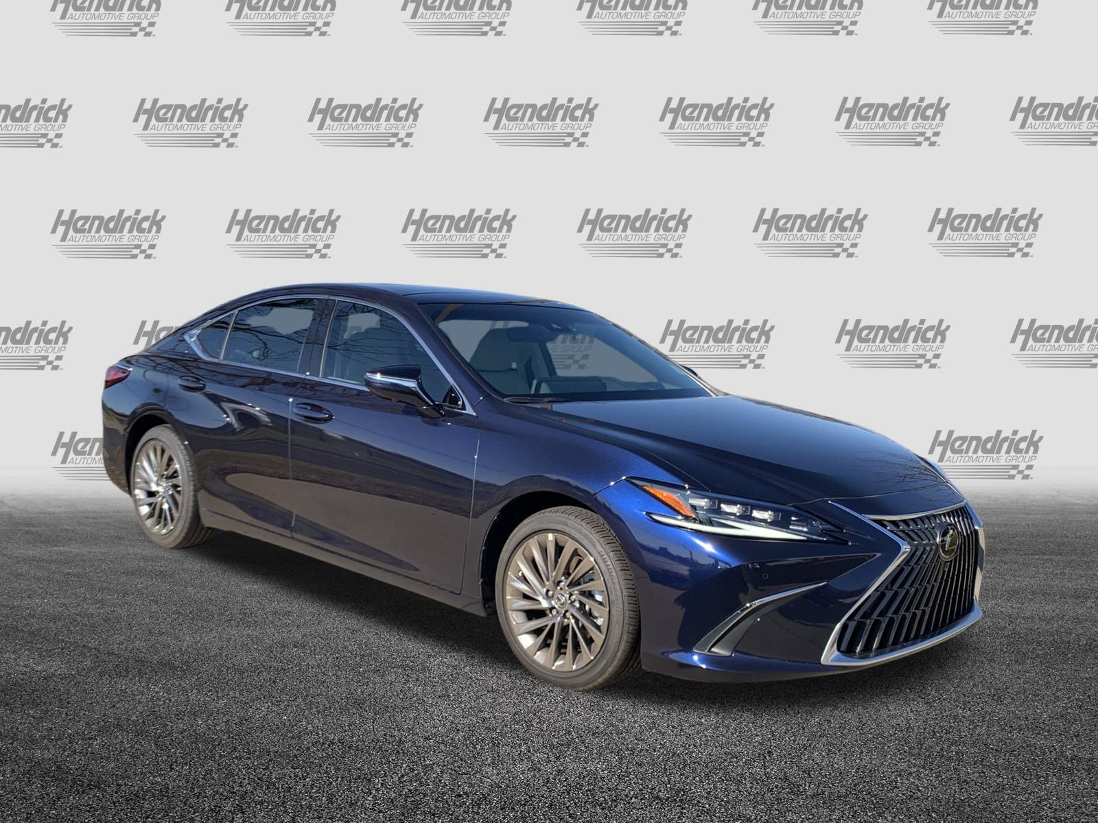 Used 2025 Lexus ES 350 Ultra Luxury image 2