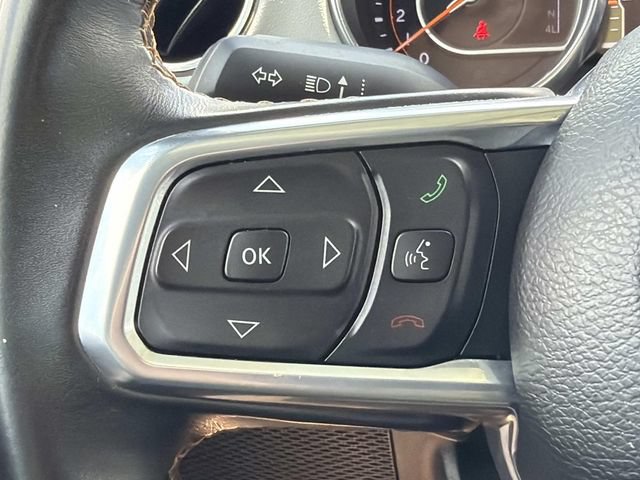 Used 2022 Jeep Wrangler Unlimited Sahara AWD/4WD image 26