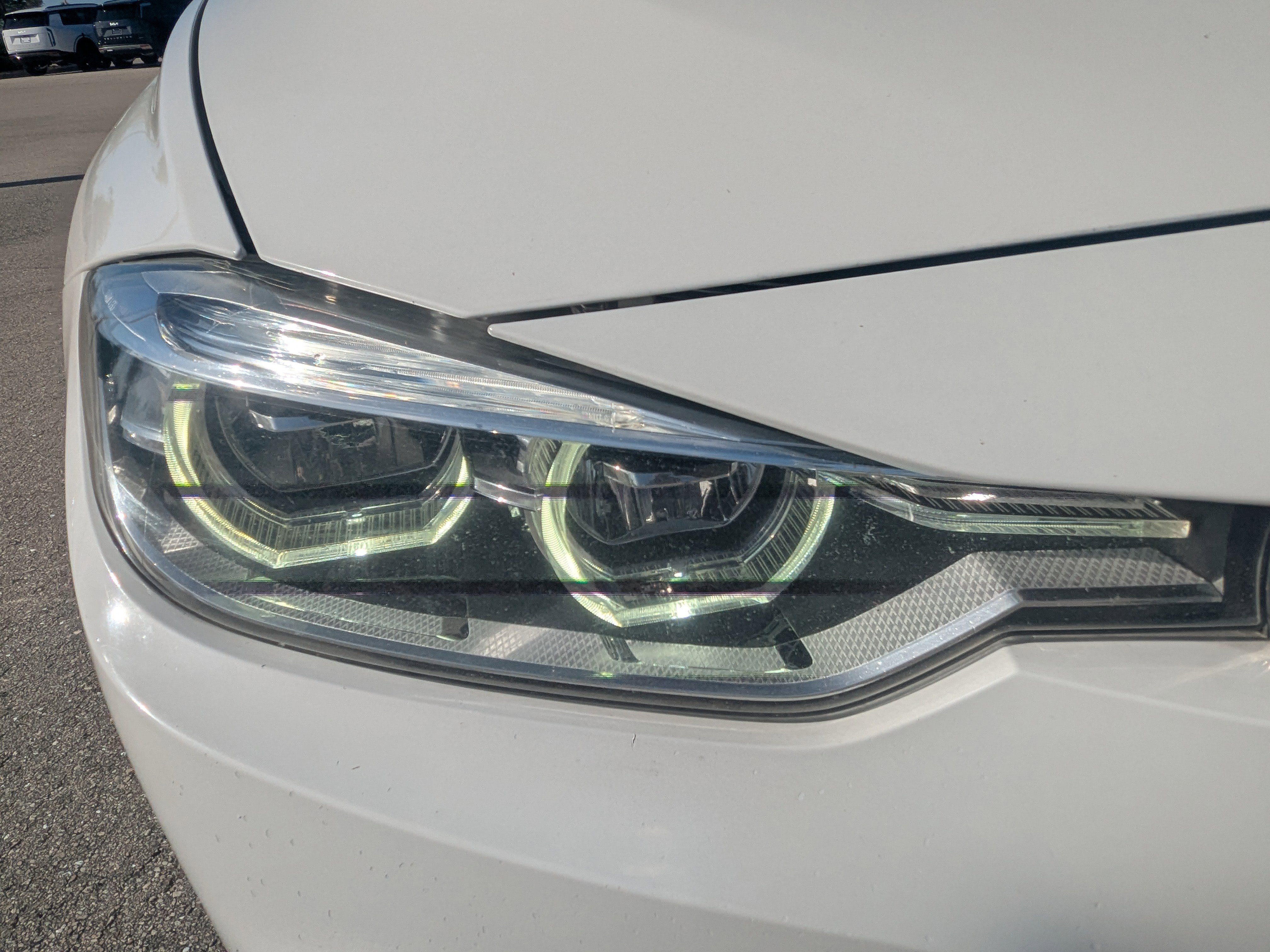 Used 2018 BMW 330i Sedan w/ M Sport Package image 10