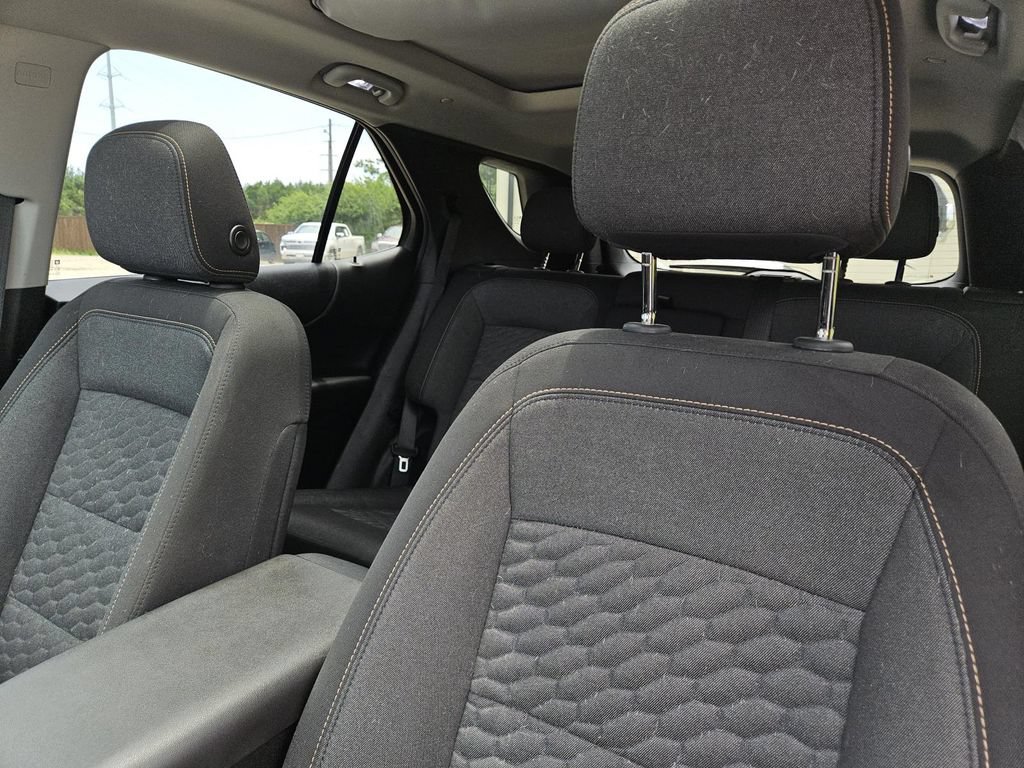 Used 2019 Chevrolet Equinox LT w/ Sun & Navigation Package FWD image 14