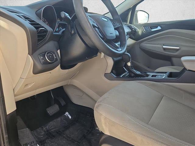 Used 2017 Ford Escape SE image 10