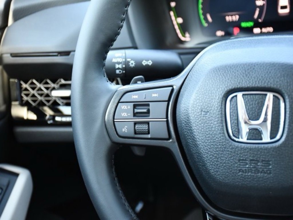 New 2025 Honda Accord EX-L image 24