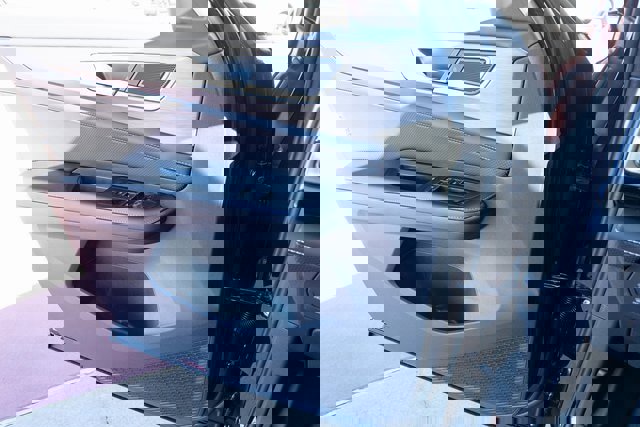 New 2026 Volkswagen Atlas Cross Sport SE image 19