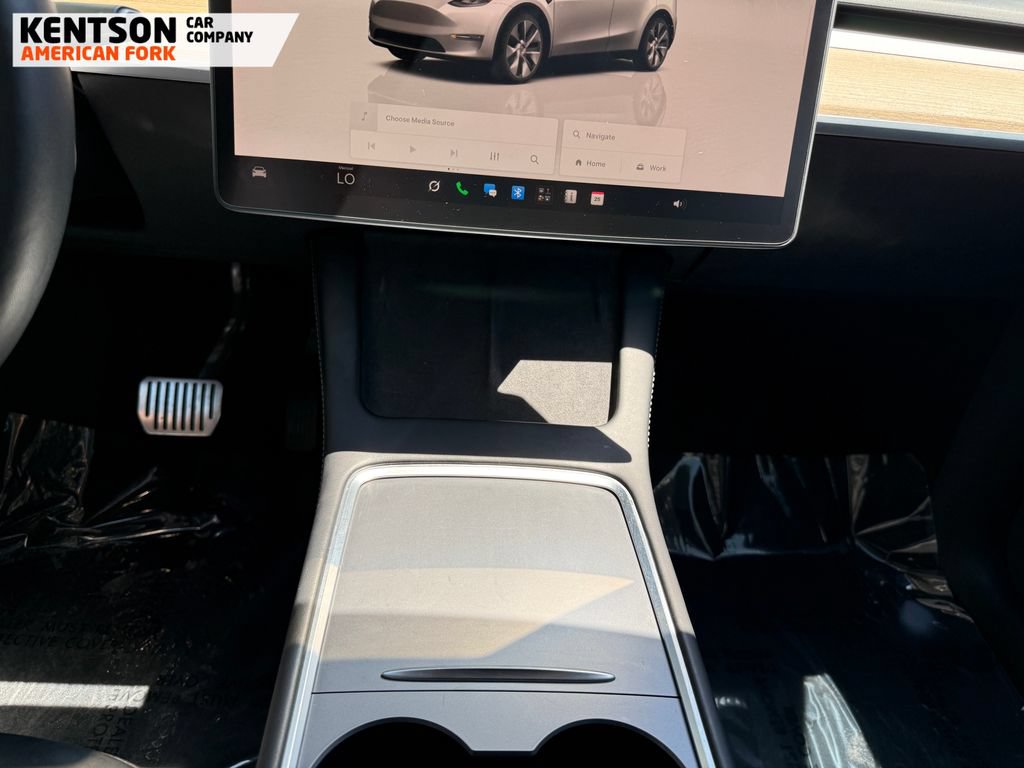 Used 2023 Tesla Model Y Long Range AWD/4WD image 19