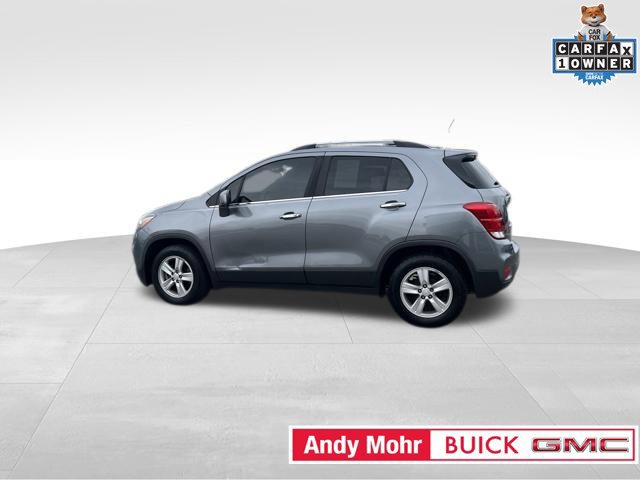 Used 2020 Chevrolet Trax LT w/ LT Convenience Package FWD image 11