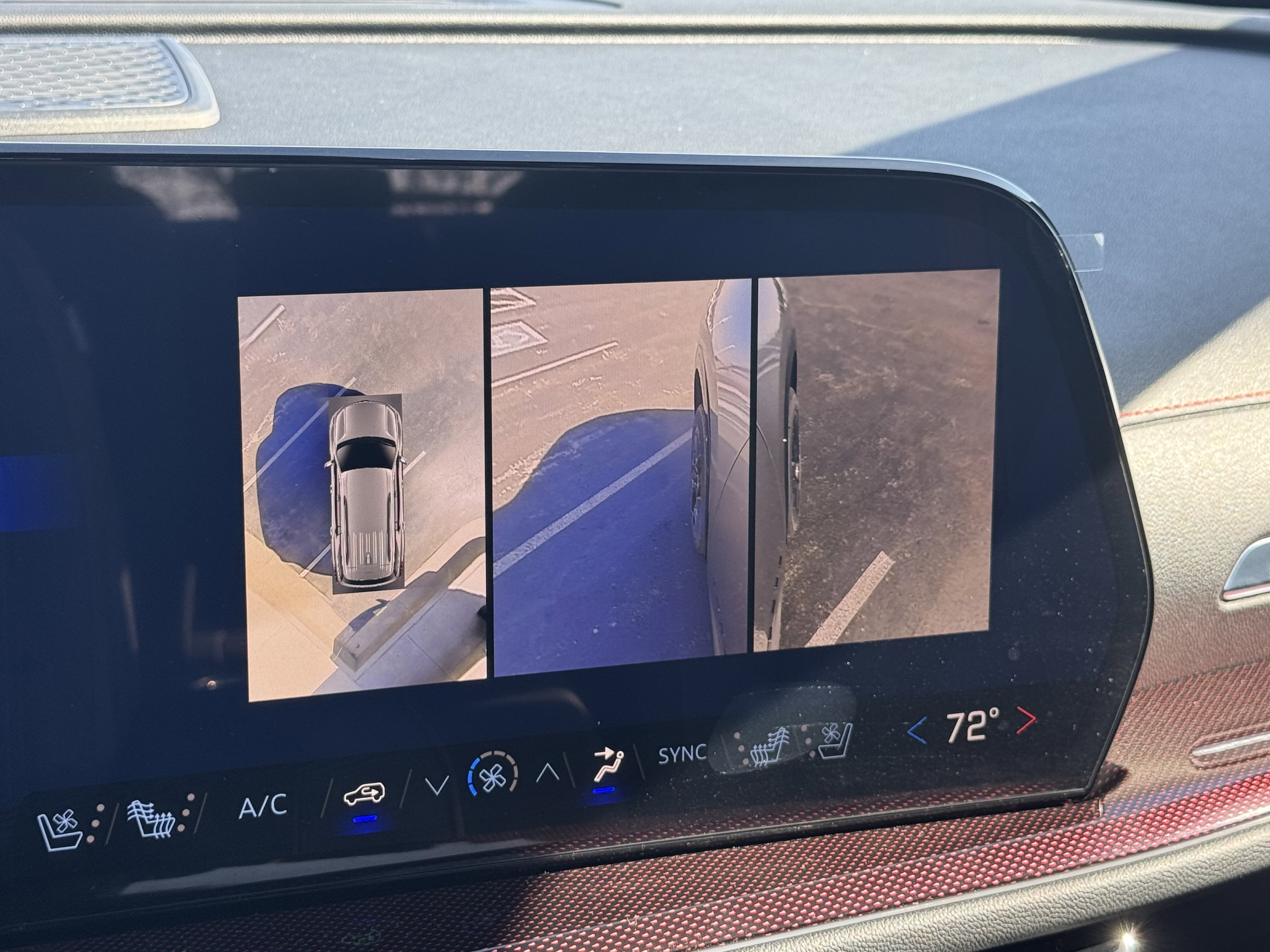 New 2026 Chevrolet Traverse RS image 23