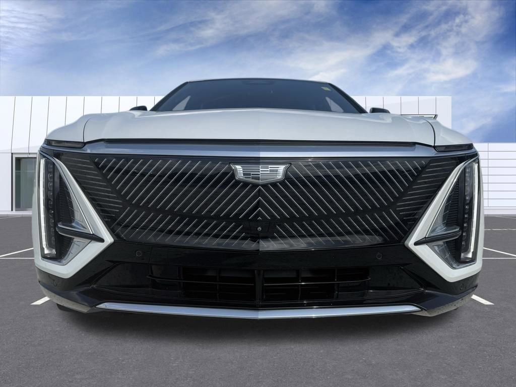 Certified 2024 Cadillac Lyriq Luxury w/ LPO, Floor Liner Package image 7