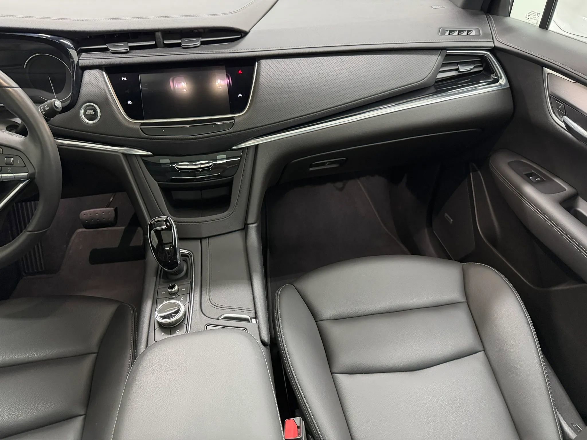 Used 2023 Cadillac XT6 Luxury FWD image 33