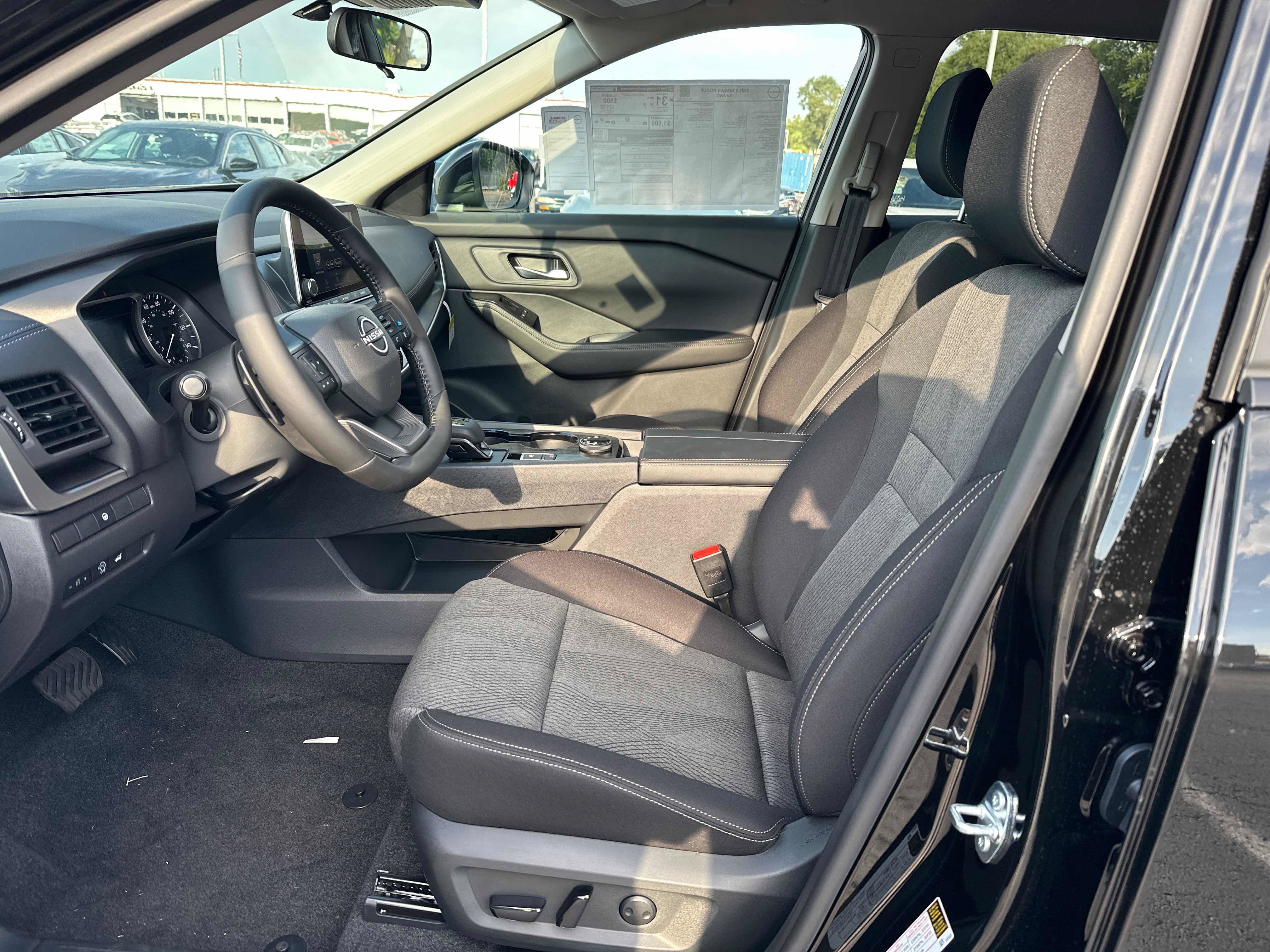New 2026 Nissan Rogue SV w/ Cold Weather Package AWD/4WD image 22