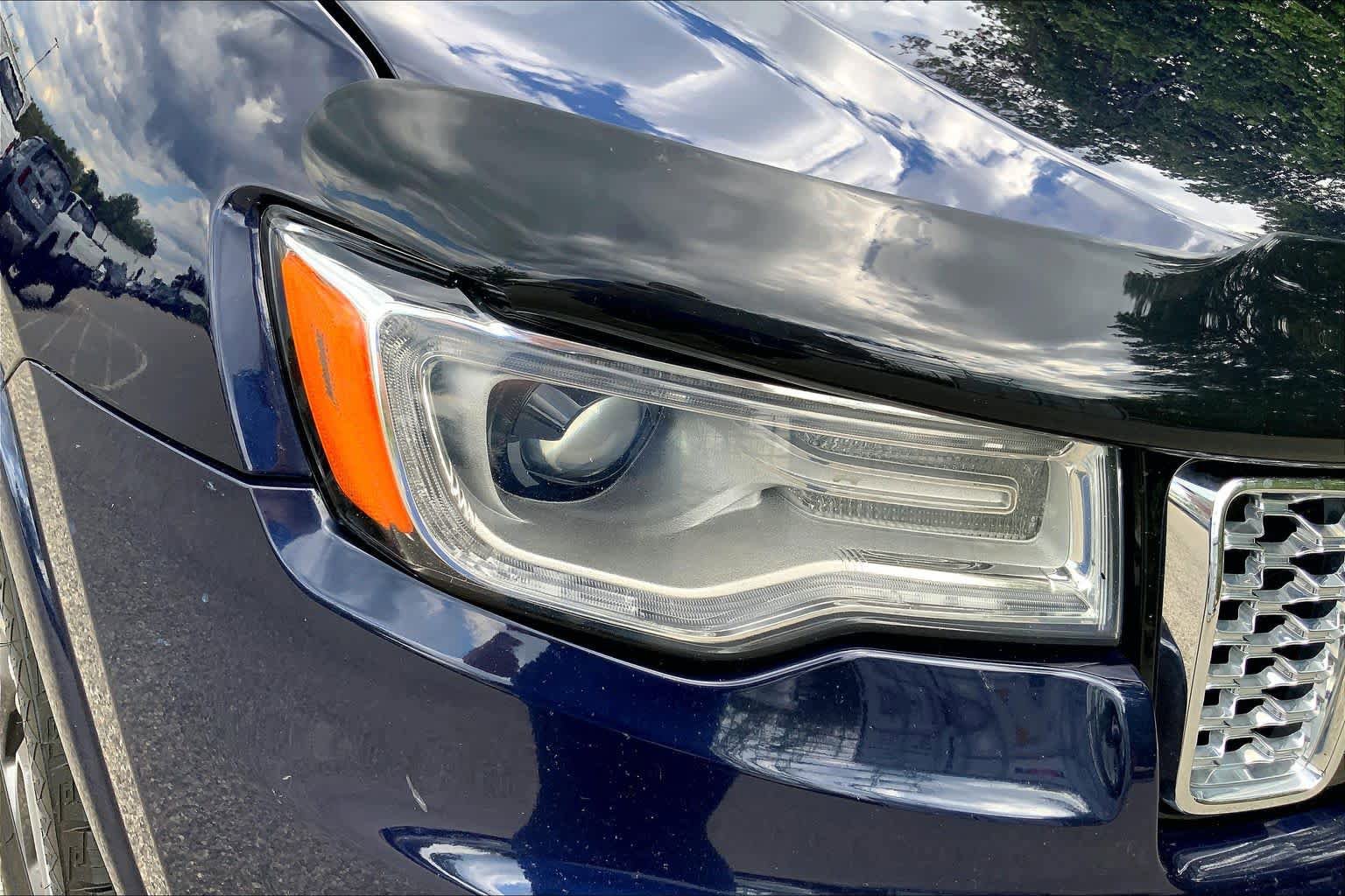 Used 2017 Jeep Grand Cherokee Overland AWD/4WD image 27