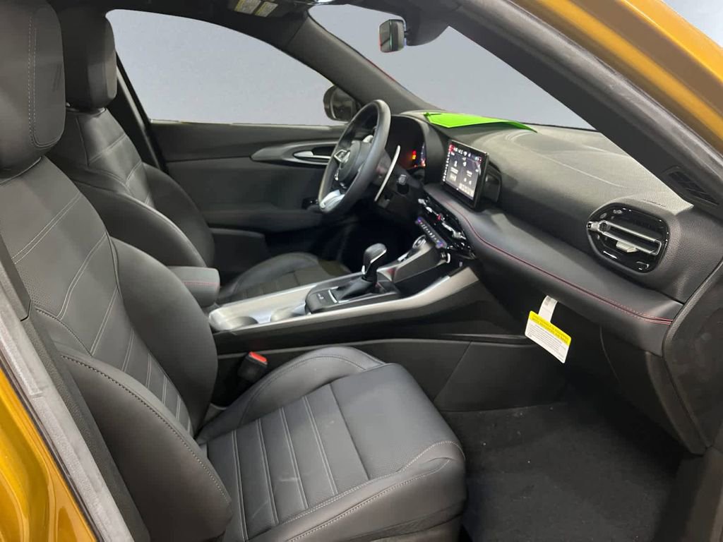 Used 2024 Dodge Hornet R/T Plus w/ Tech Pack Plus w/o Parking image 23