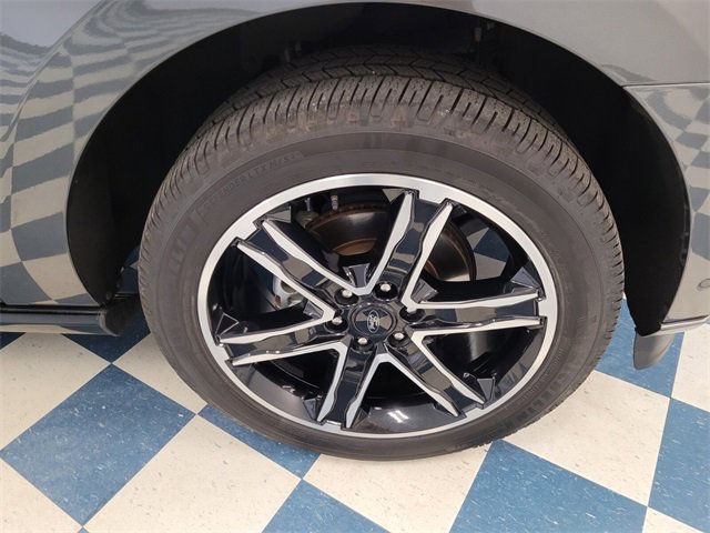 Used 2021 Ford Expedition Max Limited image 10