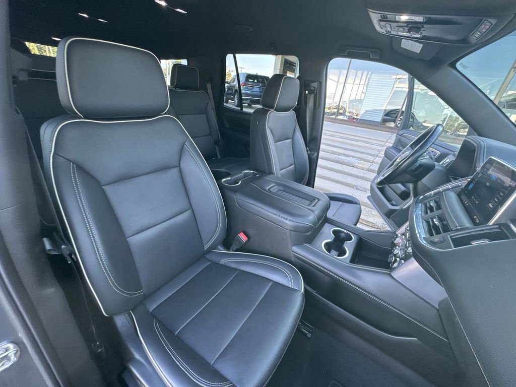 Certified 2021 GMC Yukon SLT w/ SLT Luxury Package image 27