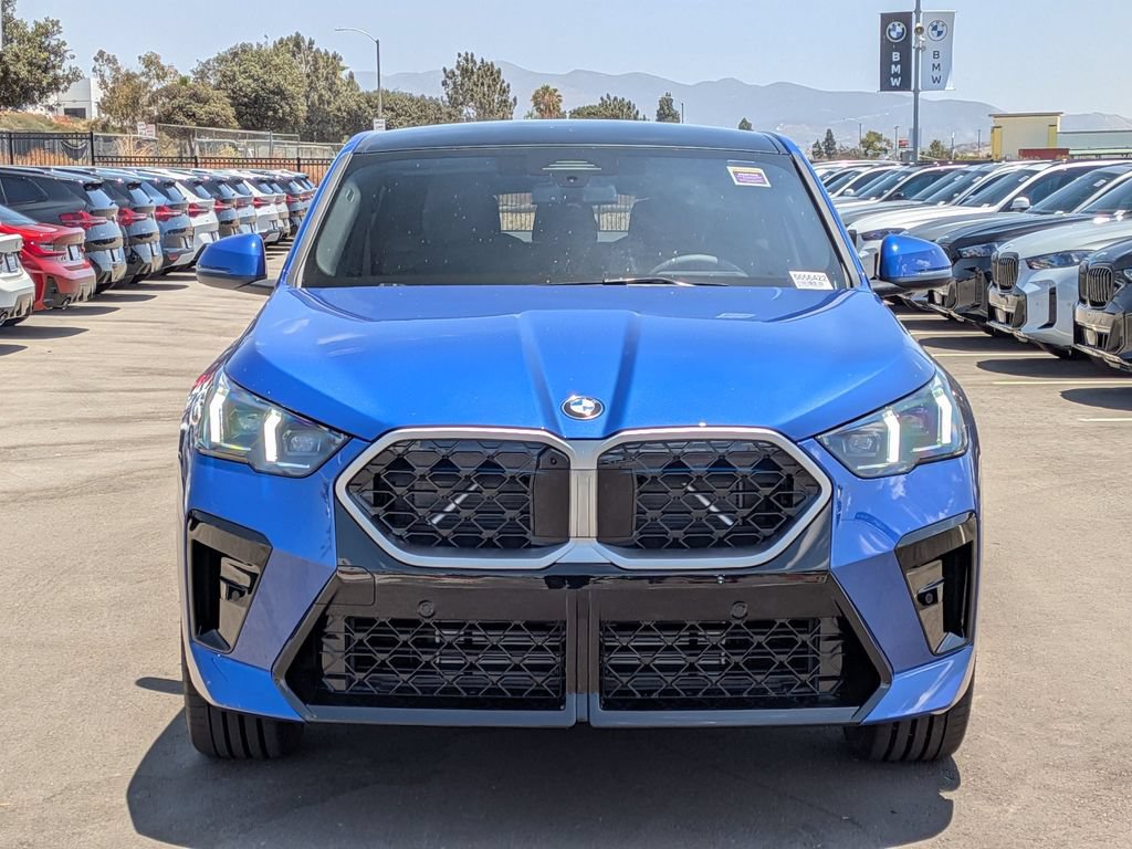 New 2026 BMW X2 xDrive28i w/ Technology Package AWD/4WD image 4