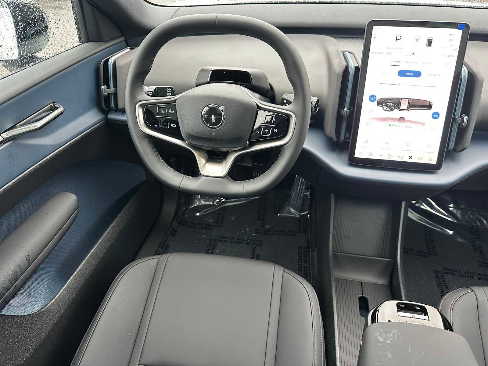 New 2026 Volvo EX30 Plus w/ Protection Package Premier AWD/4WD image 17