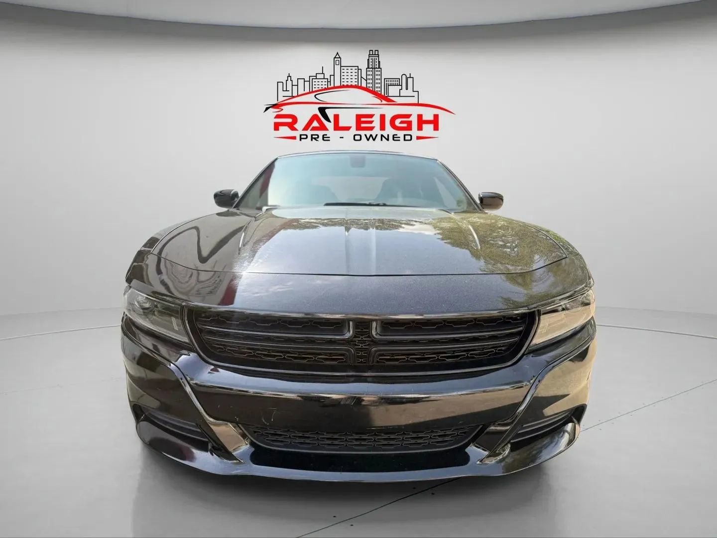Used 2023 Dodge Charger SXT image 5