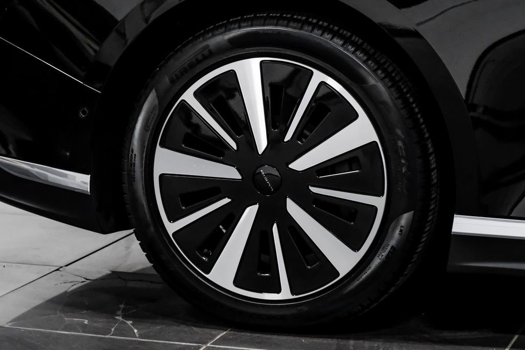 Used 2025 Lucid Air Touring image 68