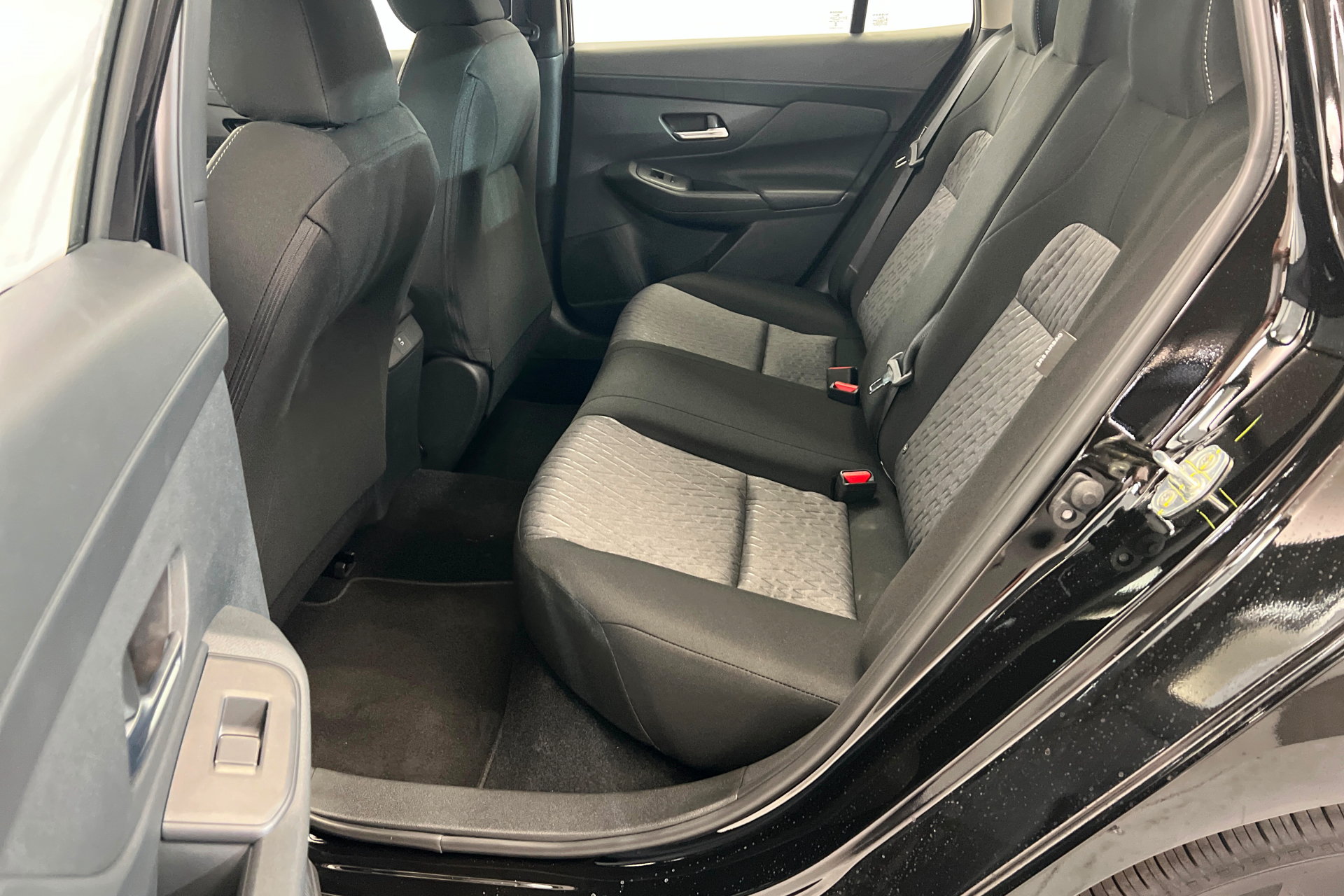New 2027 Nissan Sentra SV w/ SV Convenience Package FWD image 21