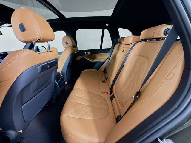 Used 2024 BMW X5 sDrive40i w/ M Sport Package image 25