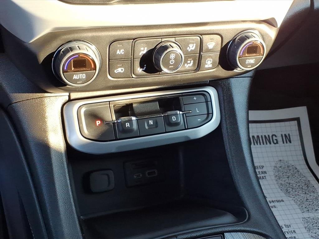 Used 2023 GMC Acadia SLT image 21