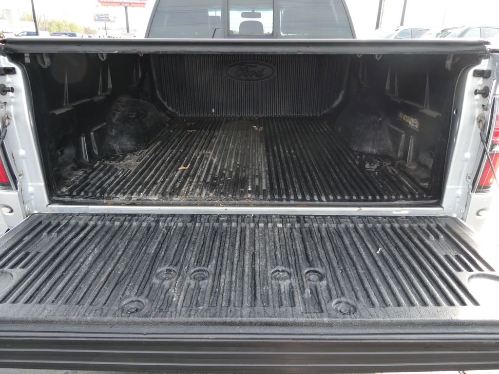 Used 2014 Ford F150 Raptor w/ Equipment Group 801A Luxury image 17