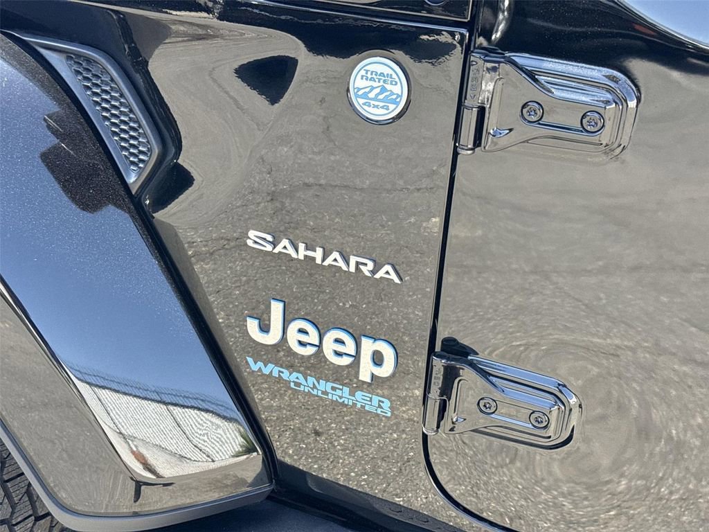 Used 2021 Jeep Wrangler Unlimited Sahara w/ Cold Weather Group image 30