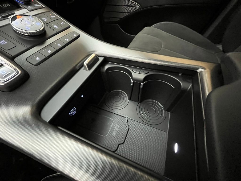 Used 2025 Hyundai Palisade Calligraphy image 20