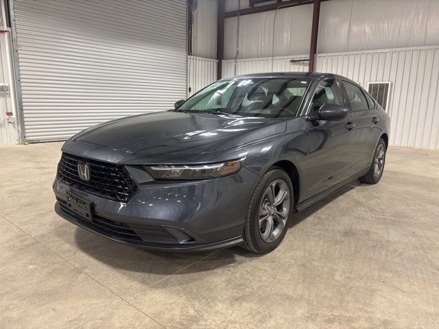 Used 2024 Honda Accord EX image 4