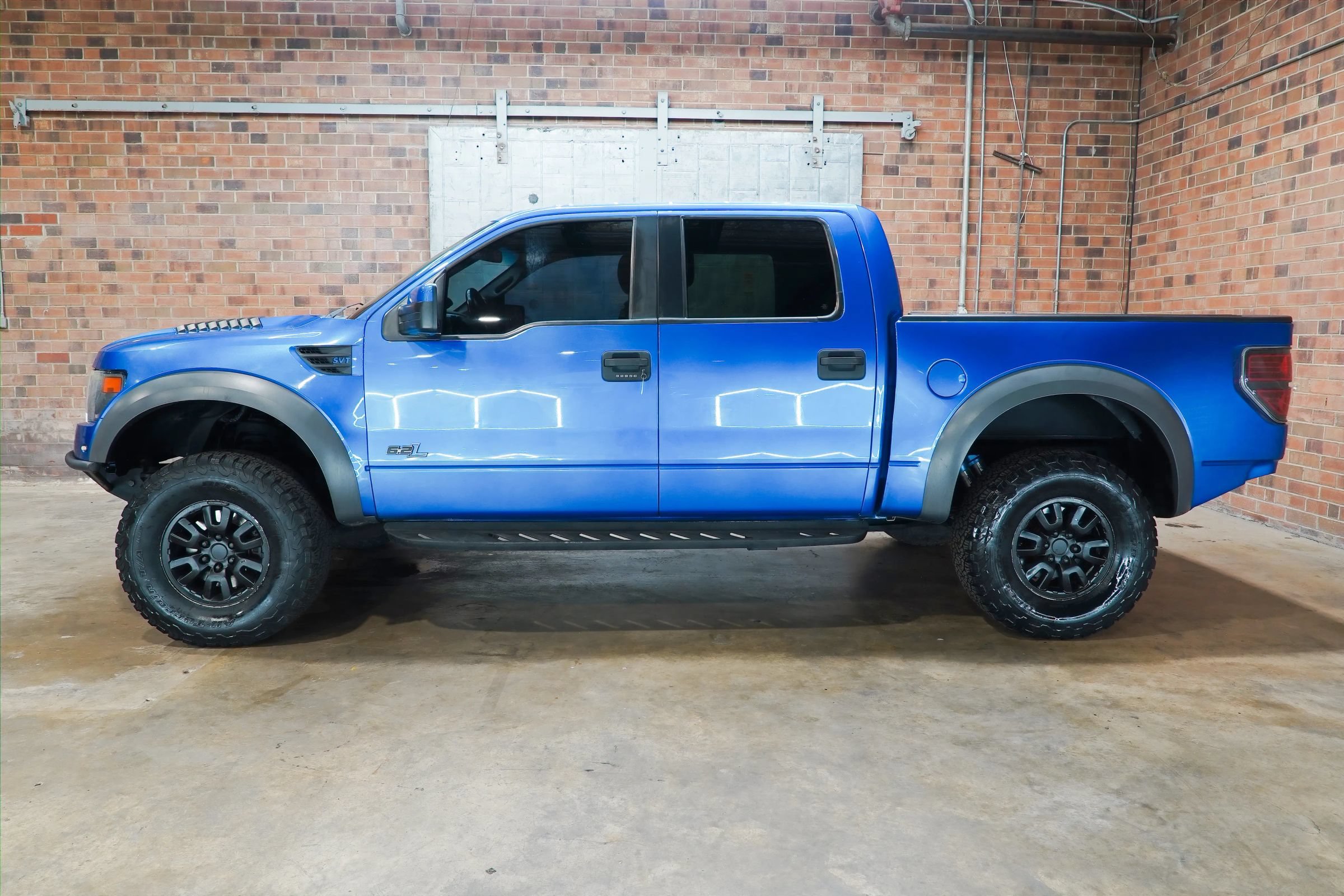 Used 2014 Ford F150 Raptor w/ Equipment Group 801A Luxury AWD/4WD image 1