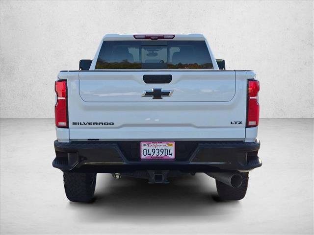 Used 2025 Chevrolet Silverado 2500 LTZ w/ LTZ Plus Package AWD/4WD image 7