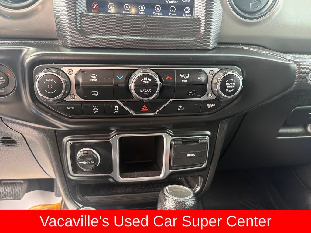 Used 2022 Jeep Gladiator Sport AWD/4WD image 17