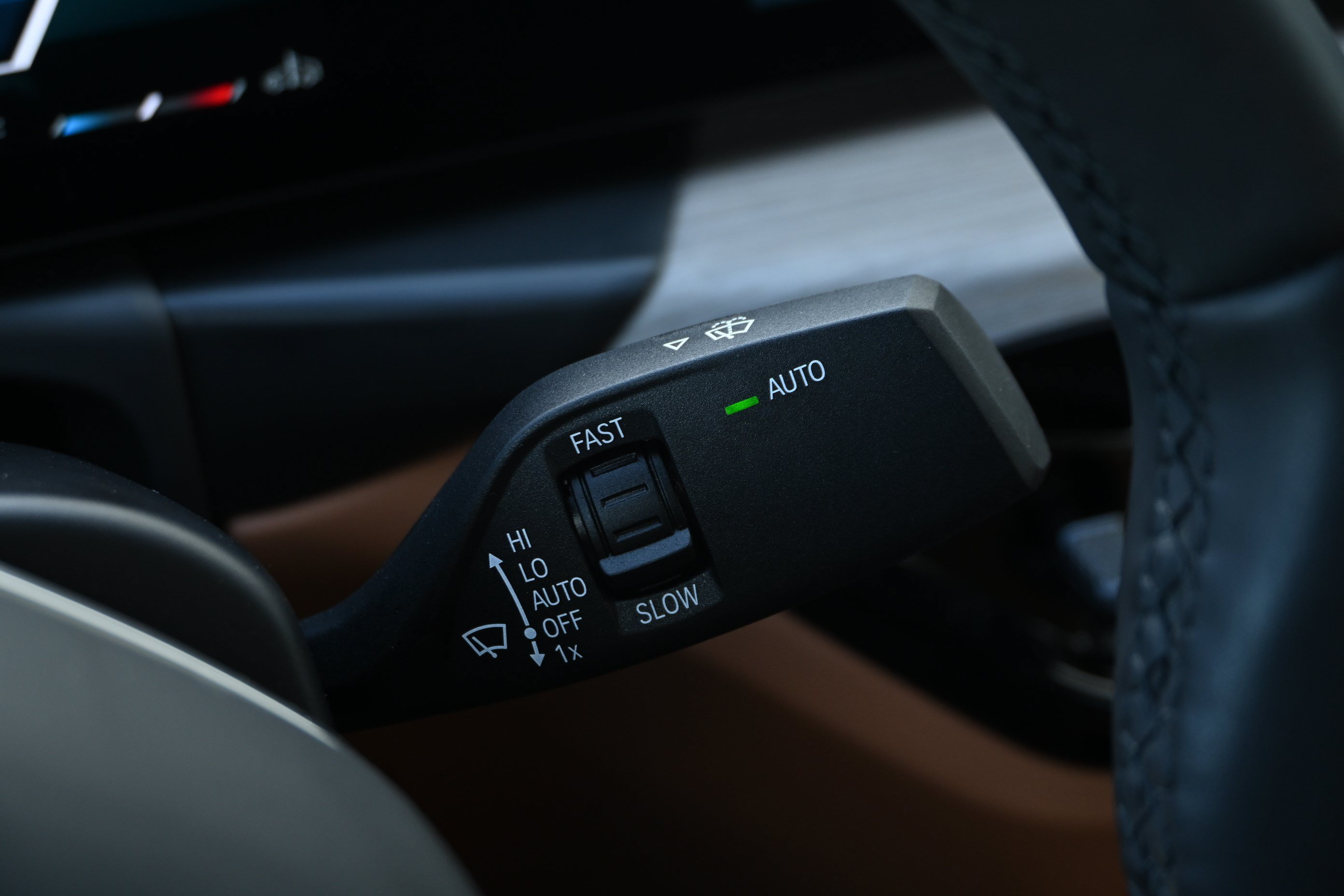 Certified 2025 BMW 330i Sedan RWD image 37