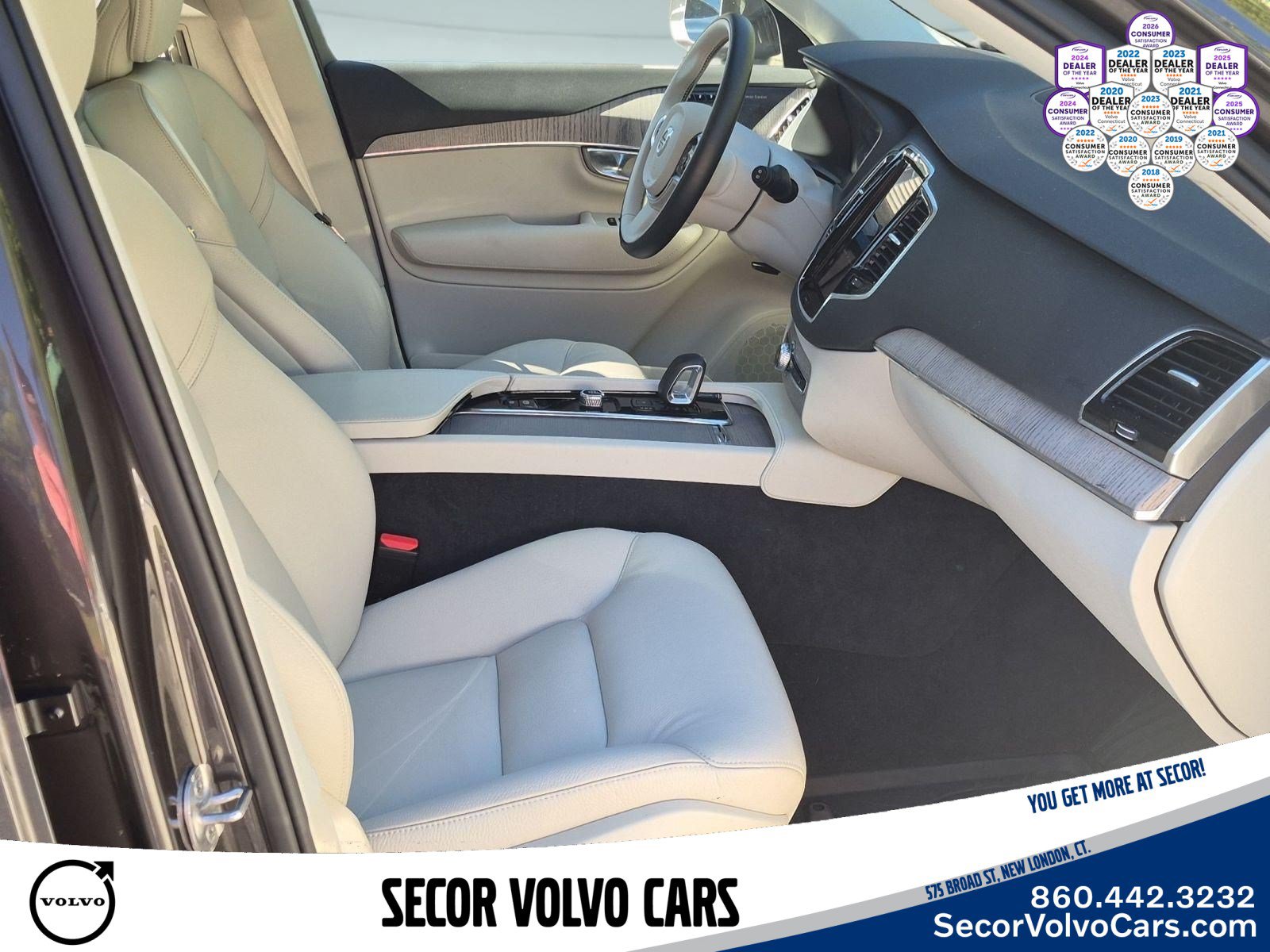 Certified 2024 Volvo XC90 T8 Plus w/ Protection Package AWD/4WD image 22