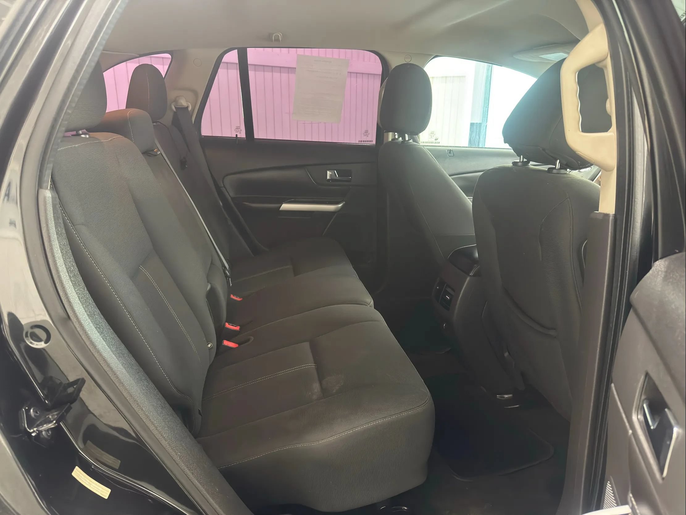 Used 2014 Ford Edge SE image 17