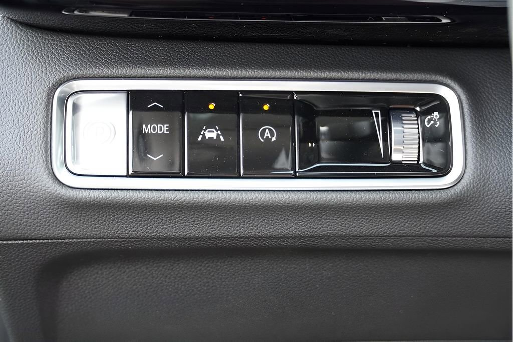 New 2026 Buick Envision Sport Touring image 18