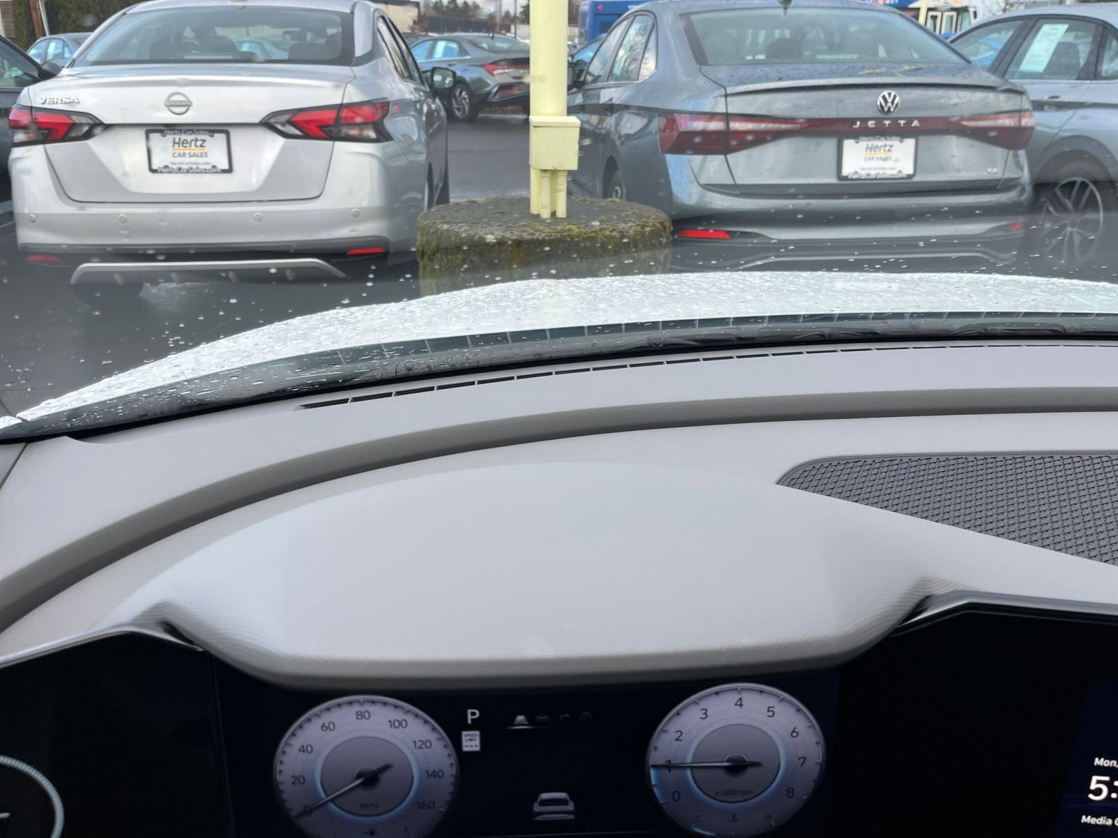 Used 2025 Hyundai Elantra SEL image 35