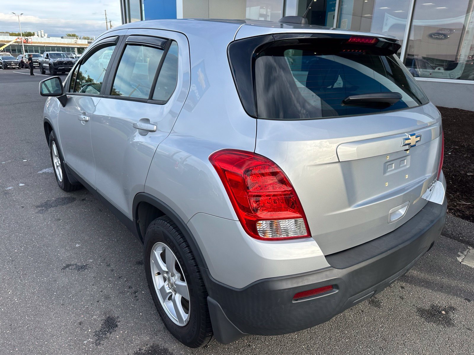 Used 2016 Chevrolet Trax LS w/ LPO, Protection Package AWD/4WD image 9