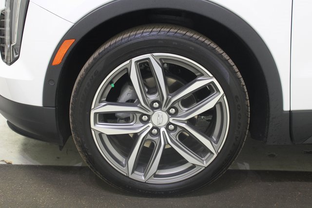 Used 2022 Cadillac XT4 Sport image 25