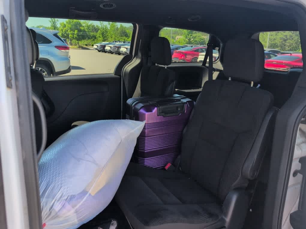 Used 2020 Dodge Grand Caravan SE FWD image 7