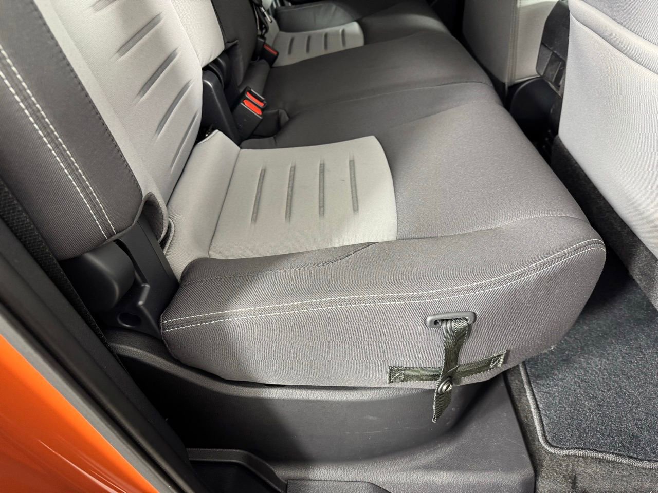 Used 2025 Toyota Tacoma TRD Off-Road image 30