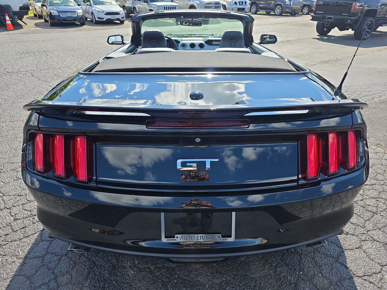 Used 2015 Ford Mustang GT Premium w/ Equipment Group 401A RWD image 13