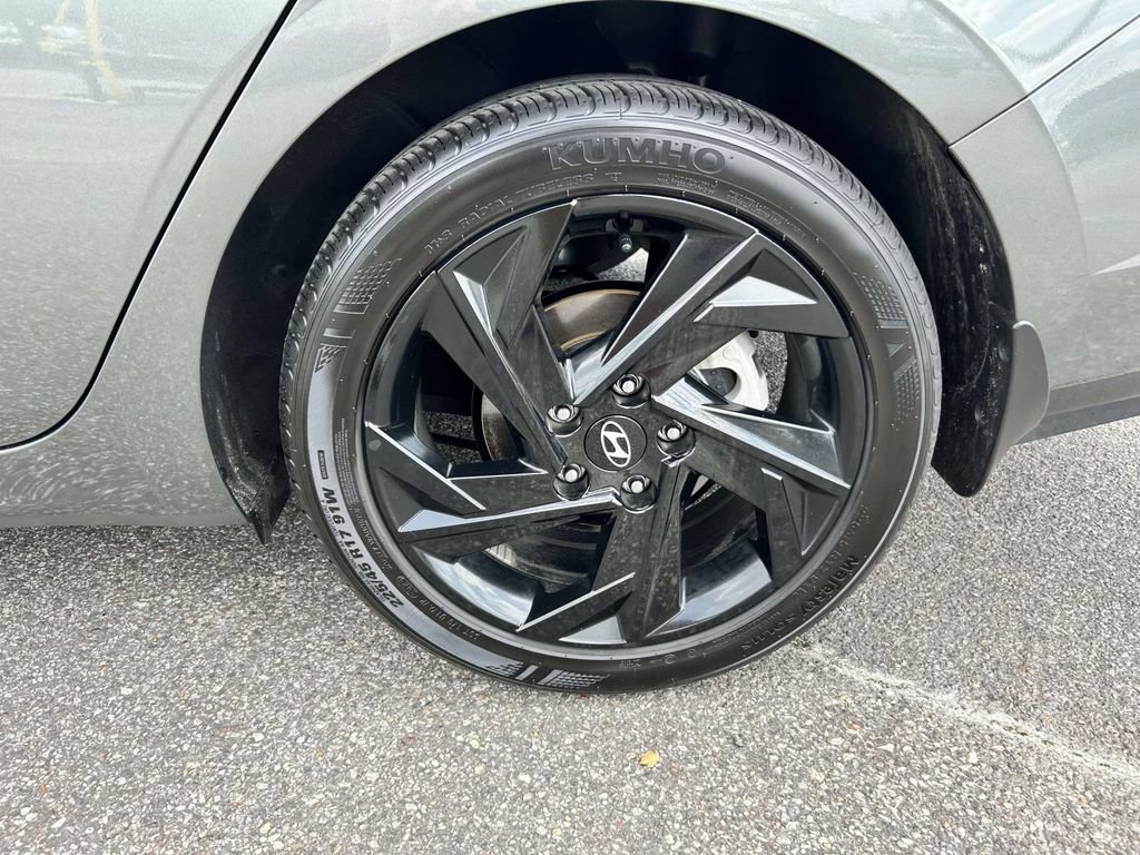 Certified 2026 Hyundai Elantra Sport FWD image 7