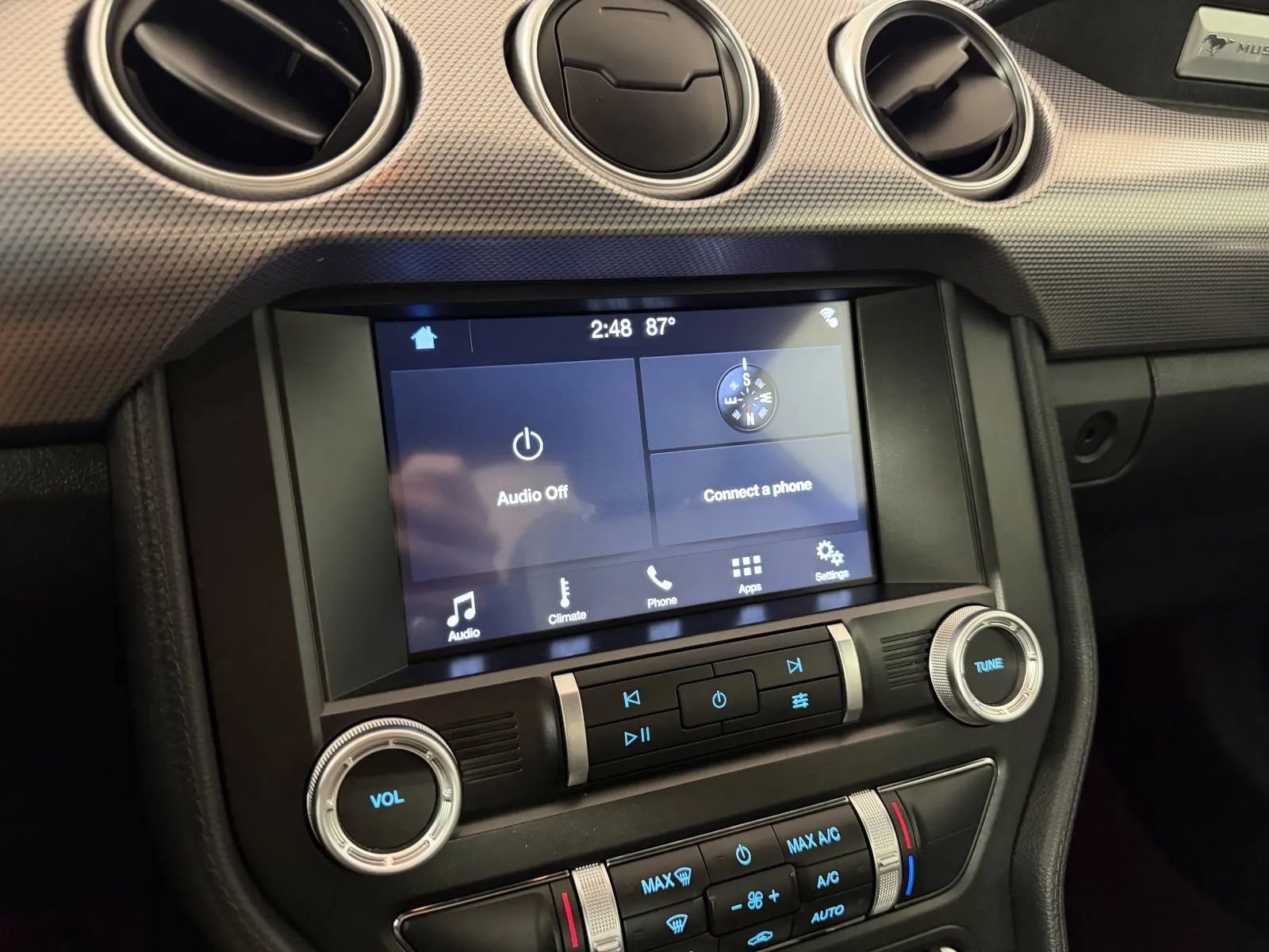 Used 2019 Ford Mustang GT w/ Equipment Group 301A RWD image 18