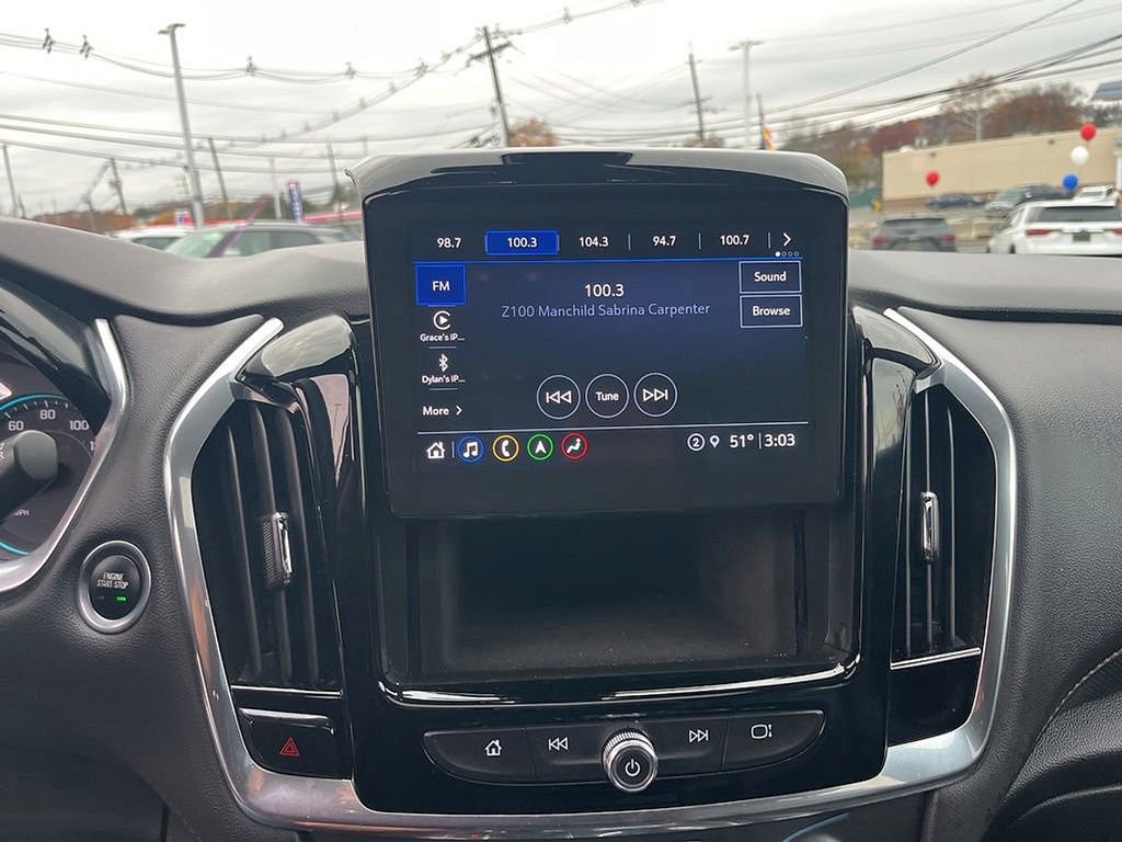 Used 2023 Chevrolet Traverse RS image 41